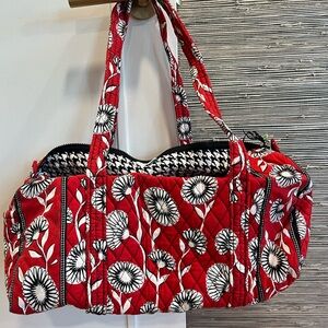 NWT Vera Bradley Deco Daisy Small Duffel